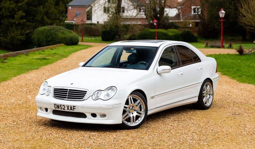 低调的c32 amg车型,那款车搭载的是在奔驰c320上使用的代号m112e32的