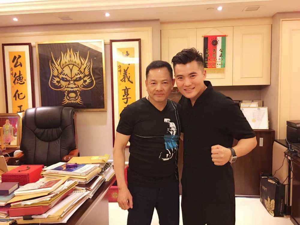 崩牙驹被司徒玉莲看中,成为她的左膀右臂.