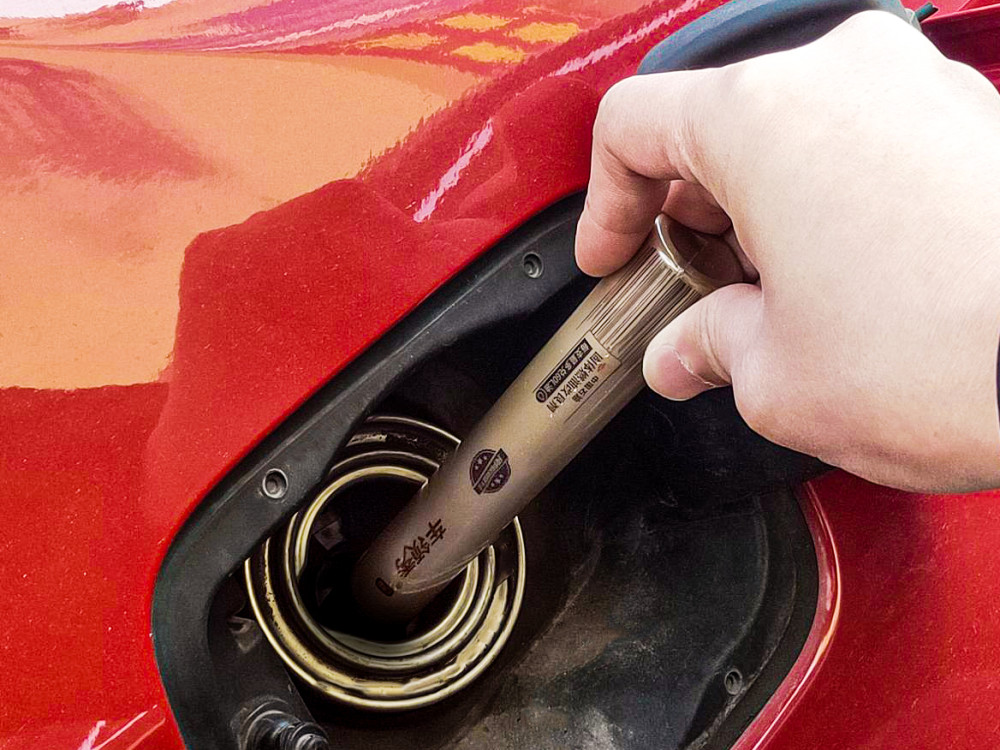 新技术 新体验 车领秀第五代燃油改良剂