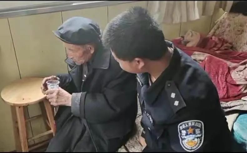 来源:赫章县公安局编辑