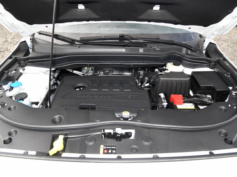 哈弗m6plus开起来优缺点很明显.