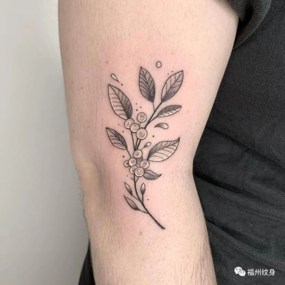 特色黑灰风格纹身图案