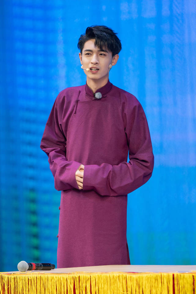 盘点德云社角儿正经的自我介绍|周吴郑王|褚卫|赵