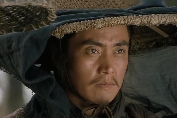 病关索杨雄能力平庸,为何位居梁山天罡之列,原因一目了然