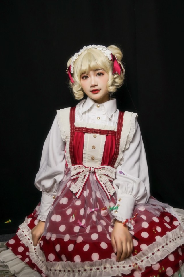 《lolita 装扮》——古典玩偶洛丽塔