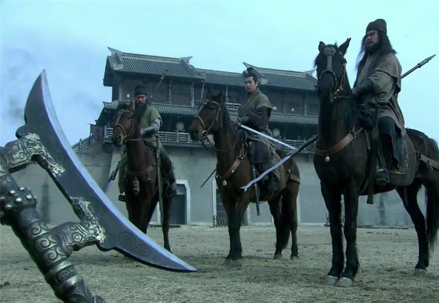 吕布有没有斩杀刘备关羽张飞的实力|刘备|三国演义|吕布|三英战吕布