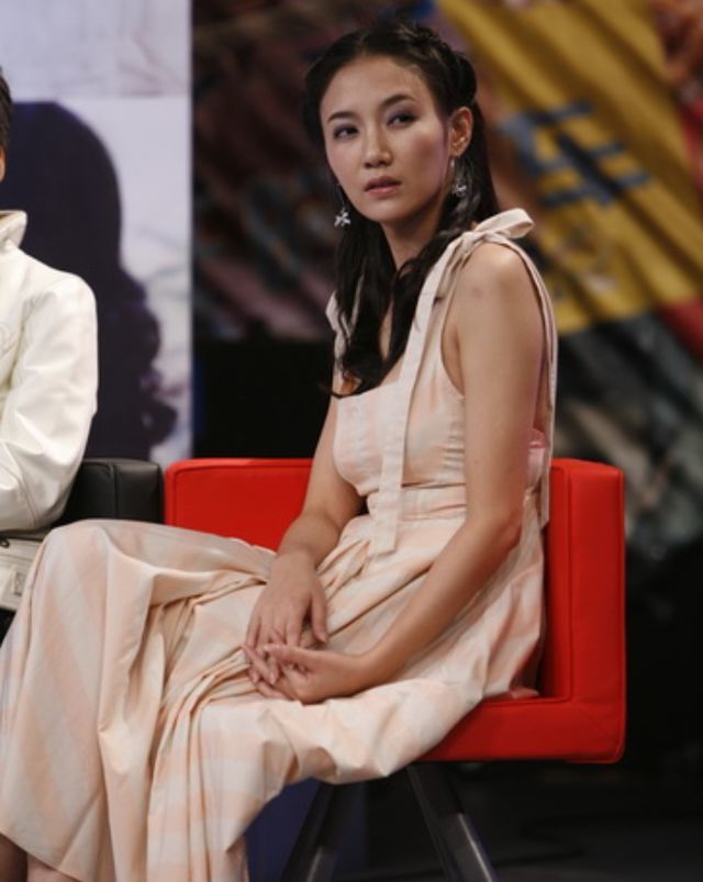 36岁低音炮男神杨烁隐藏9年的老婆竟是大家的童年女神