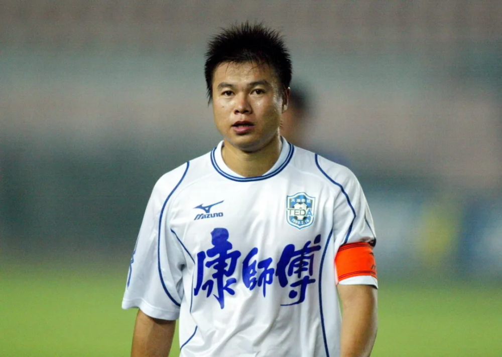 津门虎人员组建初步完成,于根伟回归,将向深足租借外援_腾讯新闻