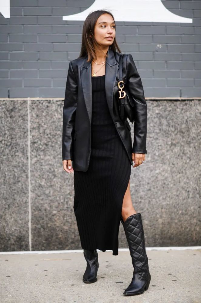 今春"西装外套 碎花裙",太温柔可人啦!又不会显得过分娇柔