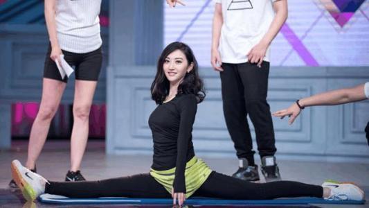 景甜跑步姿势暴露出身?