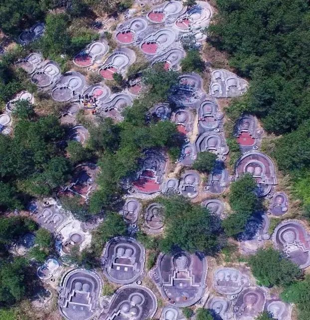 造价能买好几套房的闽南潮汕豪华坟墓，到底长啥样？（组图） - 26