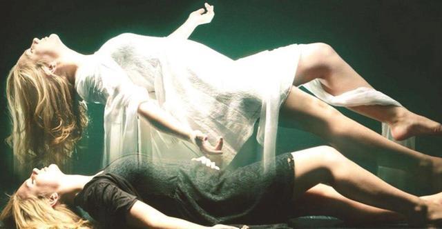 感以及亲人离世的悲伤感,我们希望人类可以转世轮回,希望有灵魂的存在