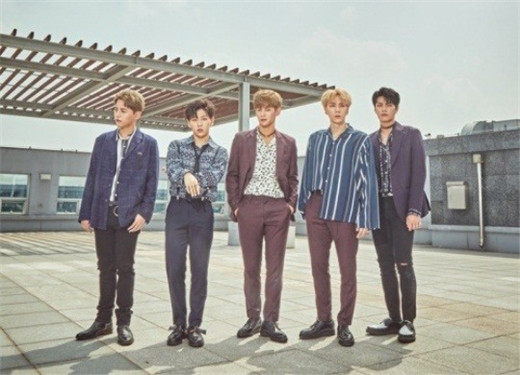 组合hotshot时隔7年解散今日结束组合活动