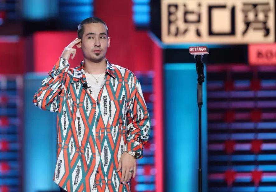 脱口秀演员卡姆服刑期满首次现身然而他还有机会吗