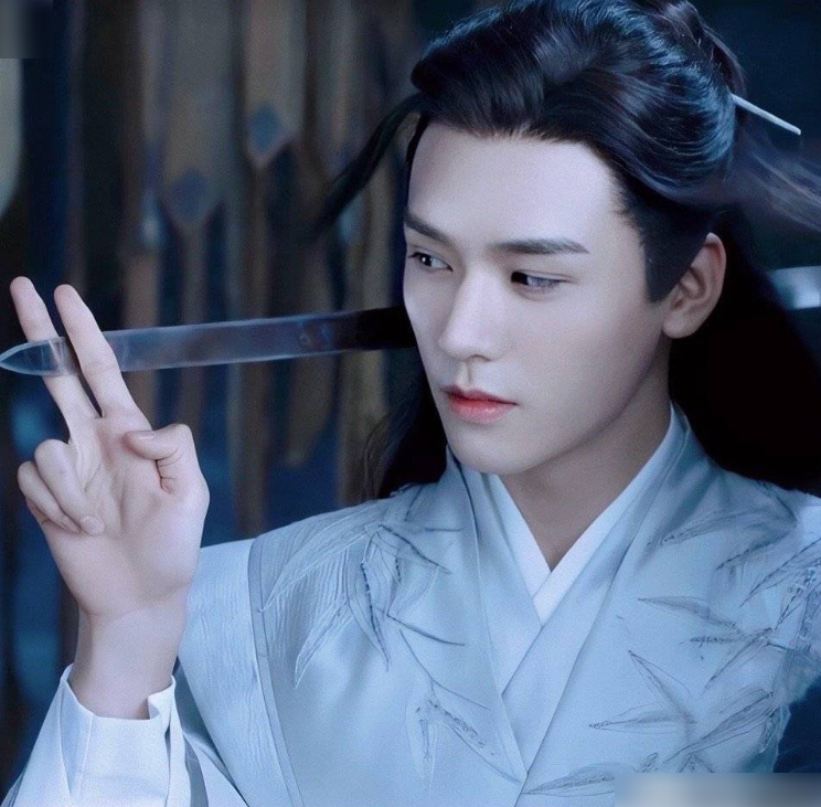 创4三公助演嘉宾完整名单,鞠婧祎孟美岐就够惊喜,龚俊认真的?