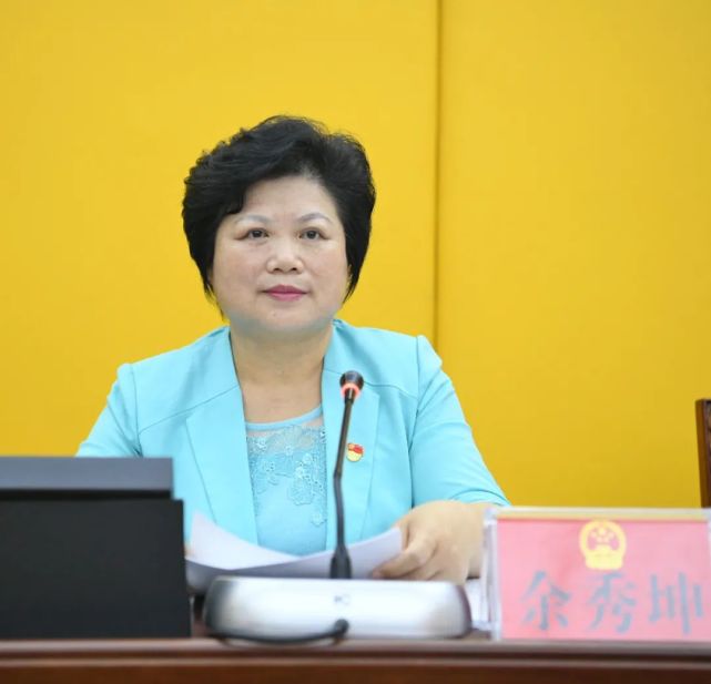 阳春市人大常委会副主任谢兴标,王承卷,李学田,林奋