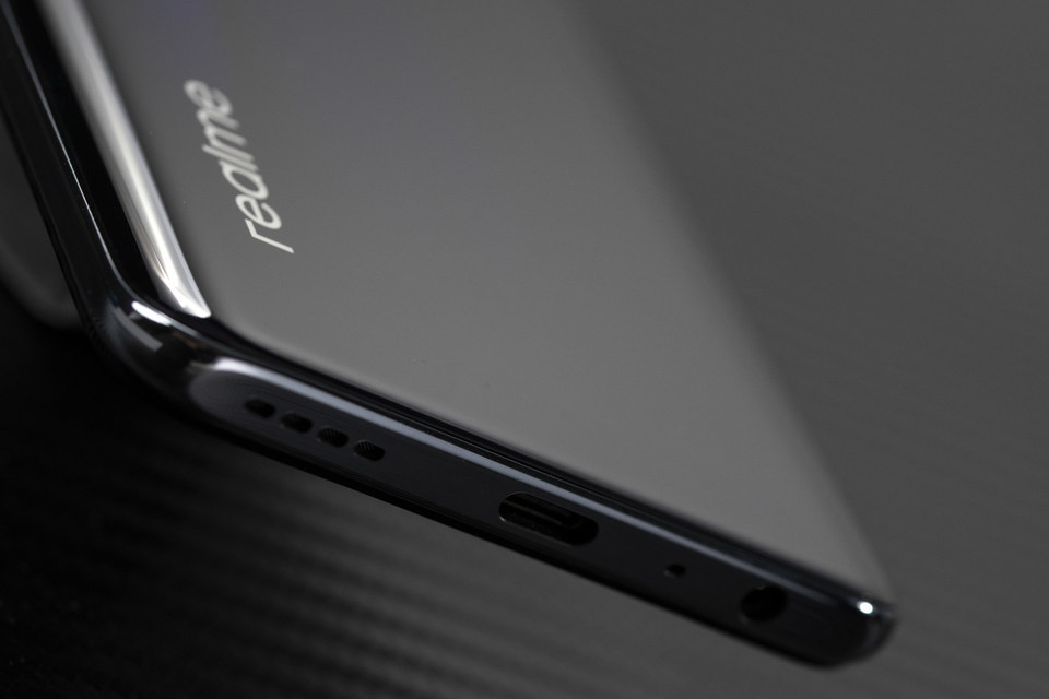 realme真我gt图赏结合科技与艺术