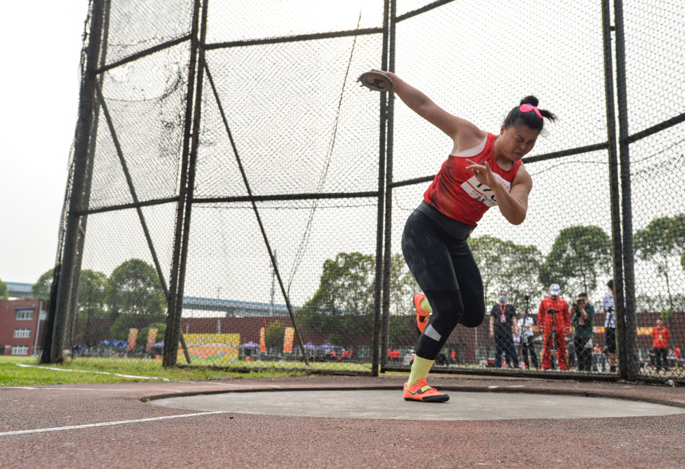 体育田径2021年投掷项群赛第一站女子铁饼赛况2