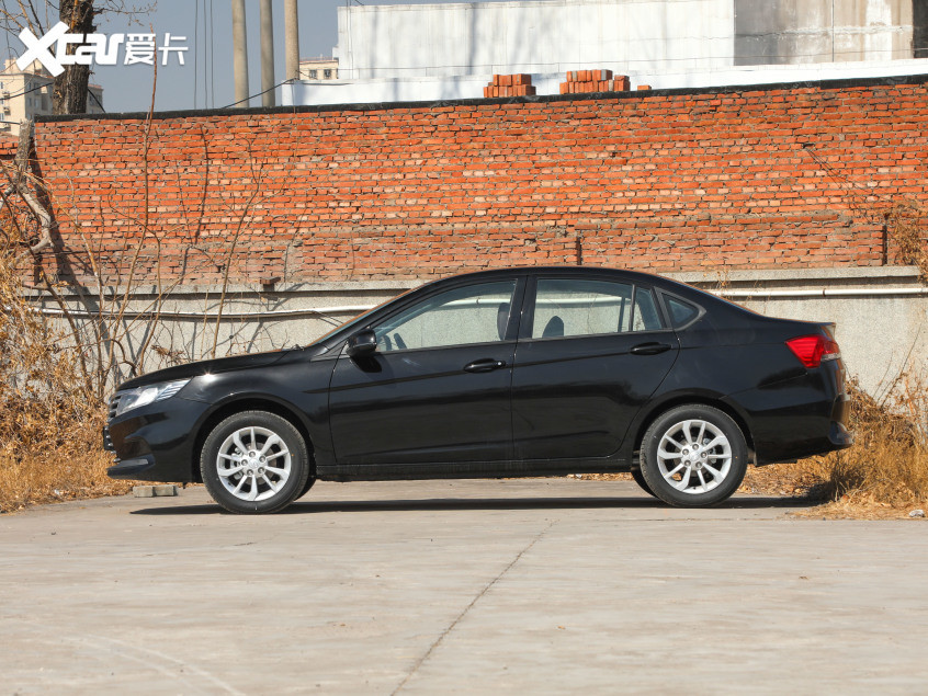 新款东南a5翼舞正式上市 5.29-7.89万元