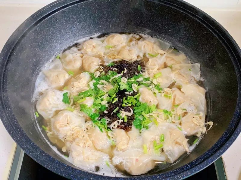 鮮肉餛飩這樣調餡皮薄餡嫩味美湯鮮