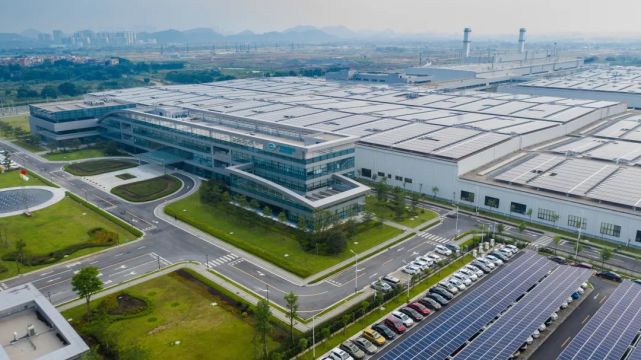 番禺汽车城此外,番禺区围绕南大干线经济带,夯实产业基础,打造产业