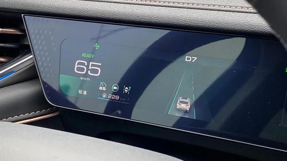 试驾智能汽车摩卡准l3级别自动驾驶解放双手