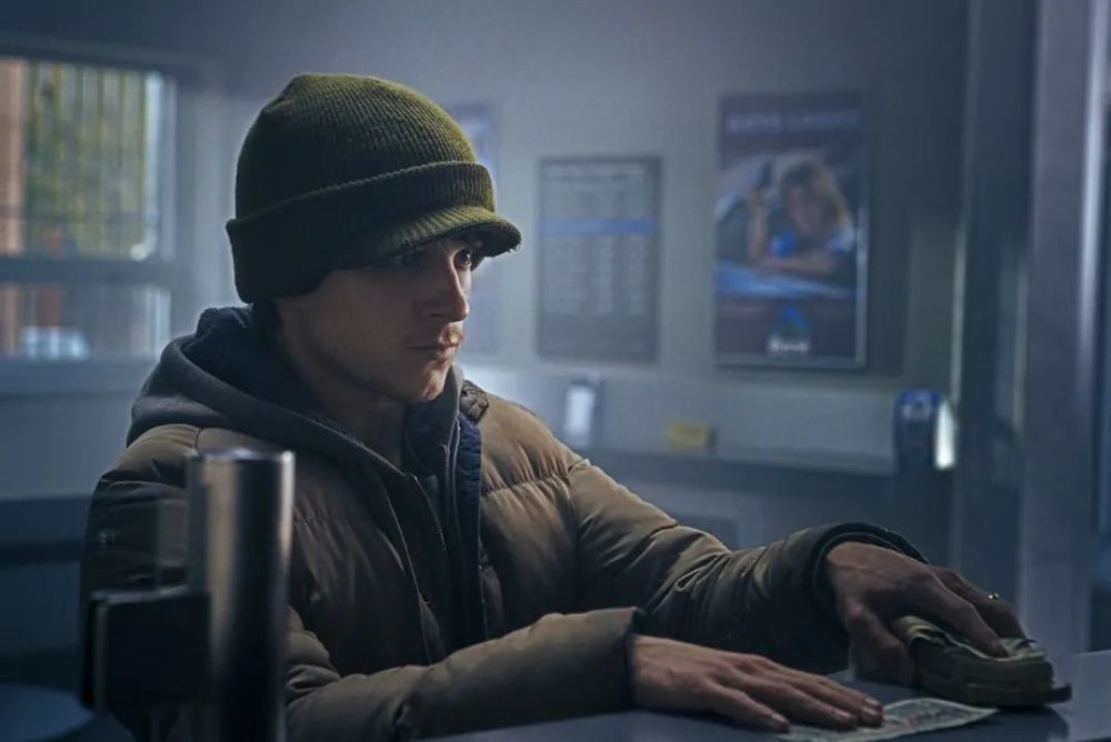 Tom Holland 为新电影增肌 变得好壮 腾讯新闻