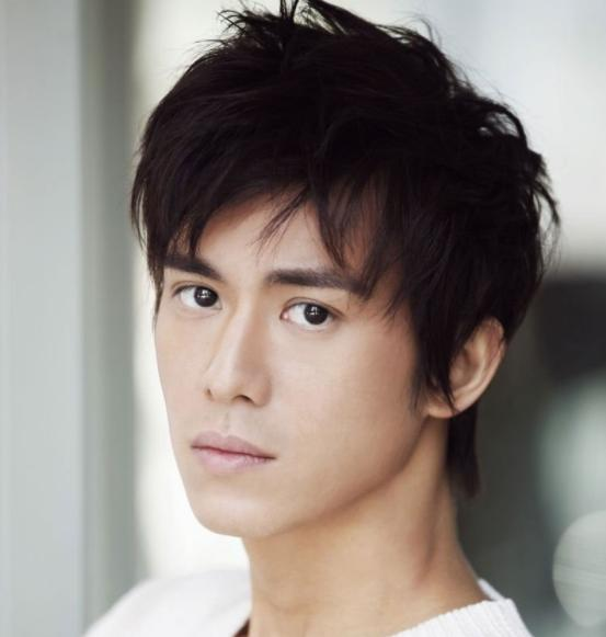 娱乐圈真正的"太子爷",身份背景盖过向佐,王思聪都惹不起