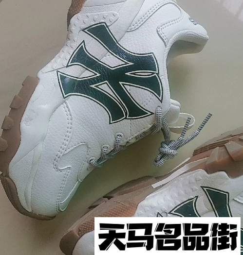 mlb老爹鞋真假对比mlb老爹鞋尺码偏大还是偏小