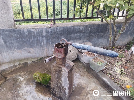 汉王镇一机井停水多日,村主任:村民拒交水费,电缆漏电_腾讯新闻