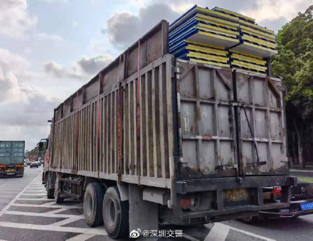 货车擅自改装车厢罚款500元