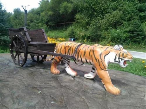 清朝老虎被农民当耕牛,不仅耕田比牛强,还吃上了大米?