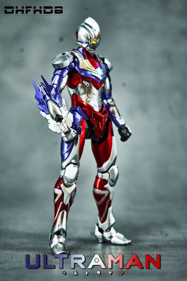 【佳作】烂大街快餐作万代机动奥特曼迪迦装甲金属色喷涂