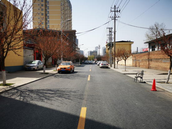 大力推进城市基础设施建设,着力提升城市品质,完成丰京大道拓宽改造