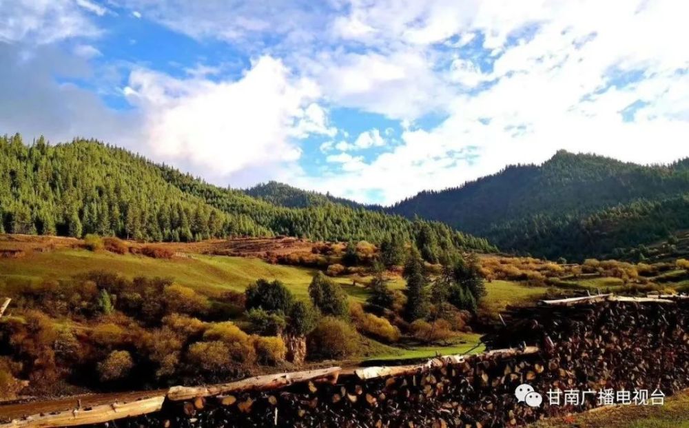 碌曲县阿拉乡将"五无甘南"创建与年度各项重点工作有机结合,以真抓的