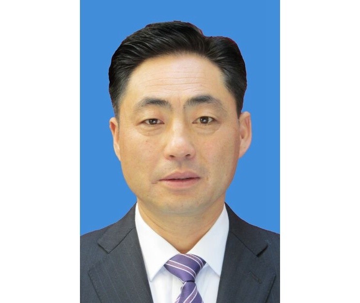 刘明刚当选为阿坝州小金县长