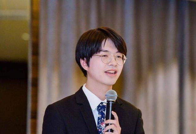 席瑞为杨笠发声怎么回事席瑞个人资料简介多大了