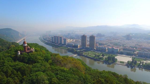 吉林省通化市柳河县三源浦镇,柳河县三源浦镇兰山村发展纪实-出走网