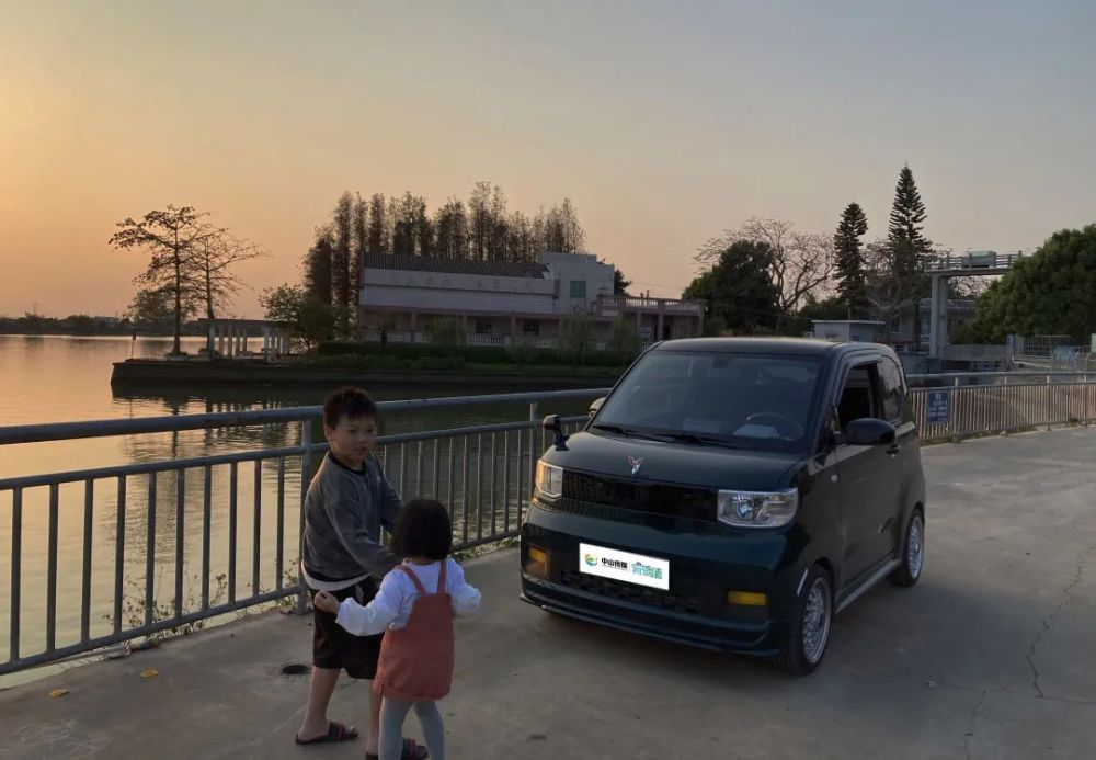中山街坊趣味潮改五菱宏光mini ev,回头率不输豪车