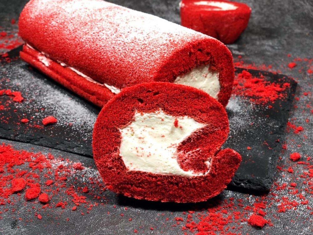 好吃的红丝绒蛋糕卷下午茶好选择入口丝滑柔软太美味了