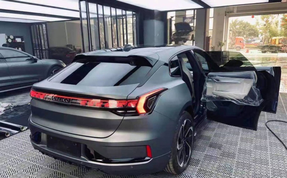 领克zero量产版极氪001实车