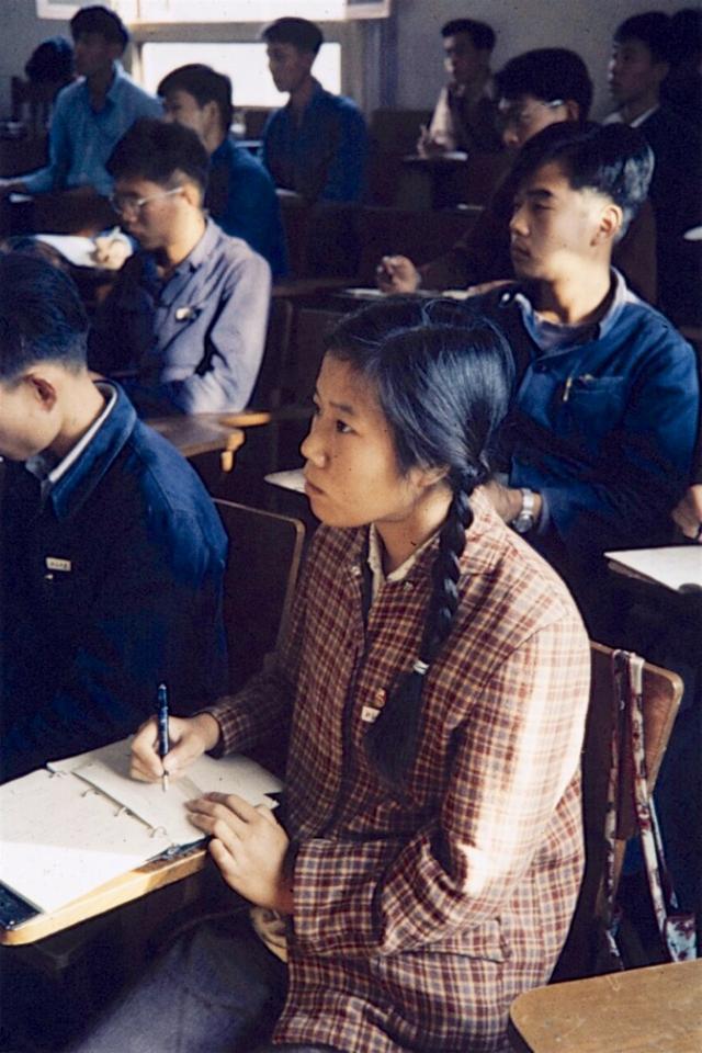 北京大学学生.传说中的北京大碗茶.北京胡同大爷的冰棍摊.