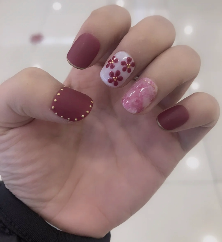 超显手白的梅子色美甲黄黑皮友好姐妹们快来冲一波