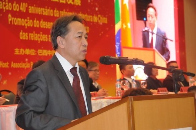 近日,中国驻巴西总领事李阳在社交媒体上抨击加拿大总理贾斯廷