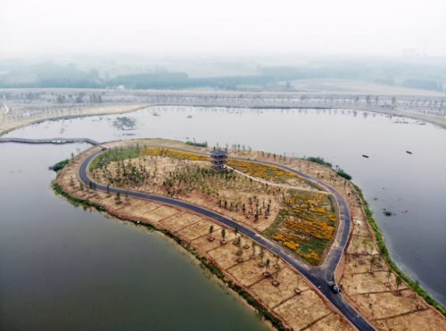 今年续建都市区绿心,十里湖公园(二期),如意湖公园(一期),马场湖公园