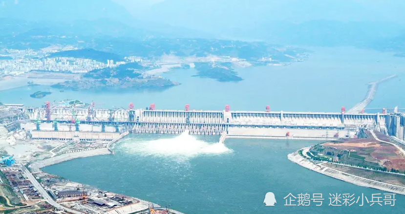 花费2000亿建造的三峡水电站,现在赚回多少?