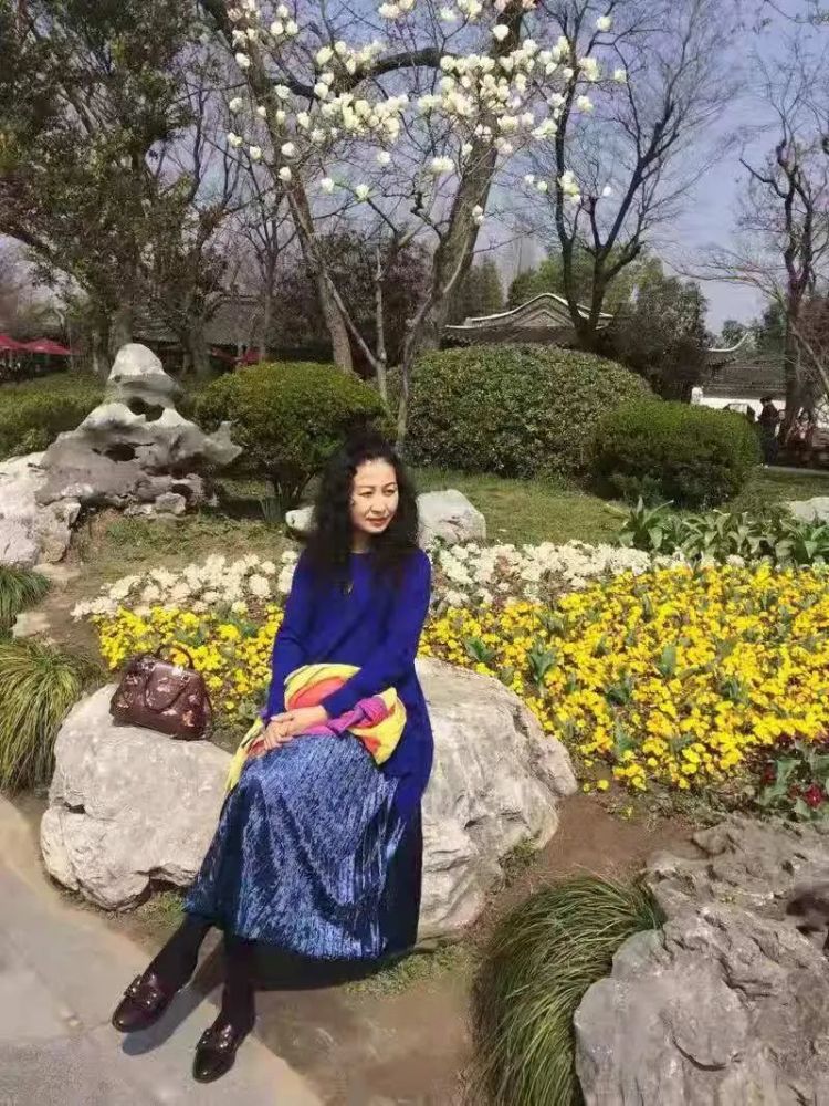 一城捧一颗心来致方桂馥