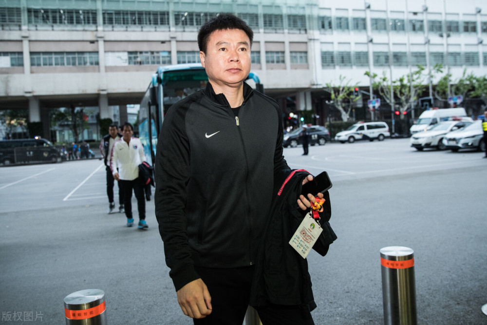 搞笑！中超津门虎又搞老一套：强调荣誉感，先把工资发了再说吧_腾讯新闻