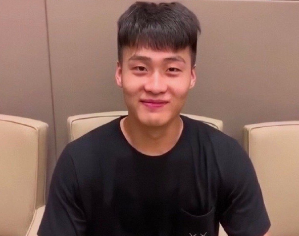 柔情赵睿得知马尚跟腱断裂流下眼泪他是广东新领袖