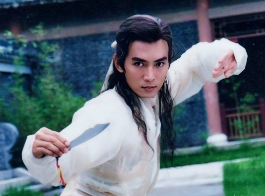 小李飞刀开播22年焦恩俊与前妻和平分手贾静雯二婚好幸福